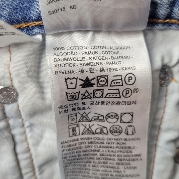 Levi's 501 Shorts Button Fly Frayed Hem 26 - Picture 7 of 12